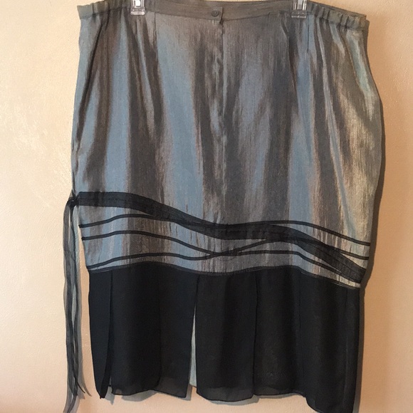 Alain Weiz Couture uniquely designed skirt size 24 - Picture 5 of 7